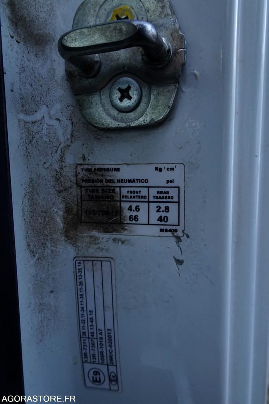 Малотоннажний самоскид Renault Maxity 130 DXI: фото 17 Малотоннажний самоскид Renault Maxity 130 DXI: фото 17