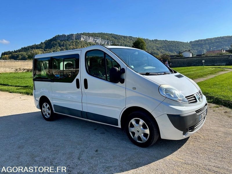 Renault Trafic 2 - 2010 - 141000 kms - Мікроавтобус, Пасажирський фургон: фото 1 Renault Trafic 2 - 2010 - 141000 kms - Мікроавтобус, Пасажирський фургон: фото 1