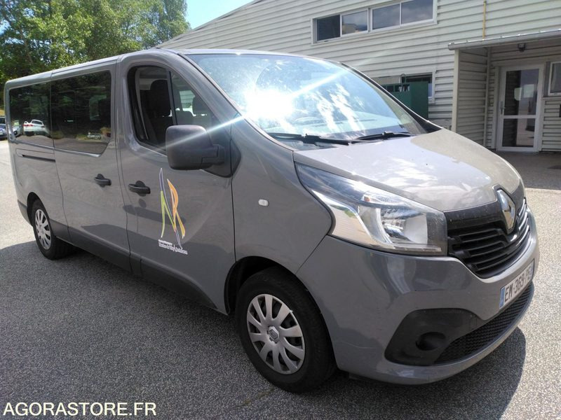 Renault Trafic 2017 114300 kms - Мікроавтобус, Пасажирський фургон: фото 2 Renault Trafic 2017 114300 kms - Мікроавтобус, Пасажирський фургон: фото 2