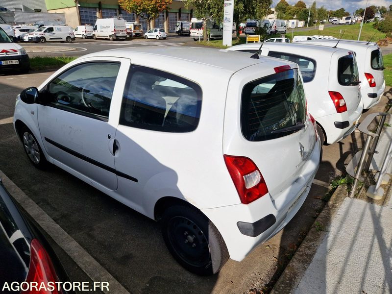 Renault Twingo - 2009 - 101299 - 430AQQ29 - Легковий автомобіль: фото 4 Renault Twingo - 2009 - 101299 - 430AQQ29 - Легковий автомобіль: фото 4