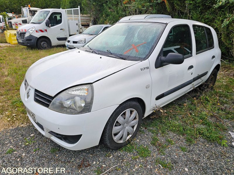 Renault clio - 2008 - 189212km - 2985WX28 - Легковий автомобіль: фото 1 Renault clio - 2008 - 189212km - 2985WX28 - Легковий автомобіль: фото 1