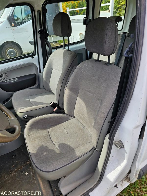 Renault kangoo - 2007 - 210886km - 985WN28 - Легковий автомобіль: фото 5 Renault kangoo - 2007 - 210886km - 985WN28 - Легковий автомобіль: фото 5