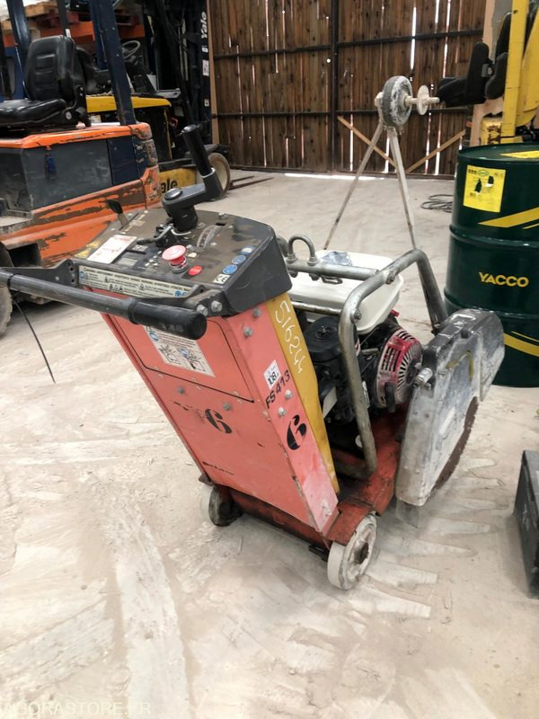 SCIE A SOL HUSQVARNA FS413 - 500 mm - Будівельне обладнання: фото 4 SCIE A SOL HUSQVARNA FS413 - 500 mm - Будівельне обладнання: фото 4