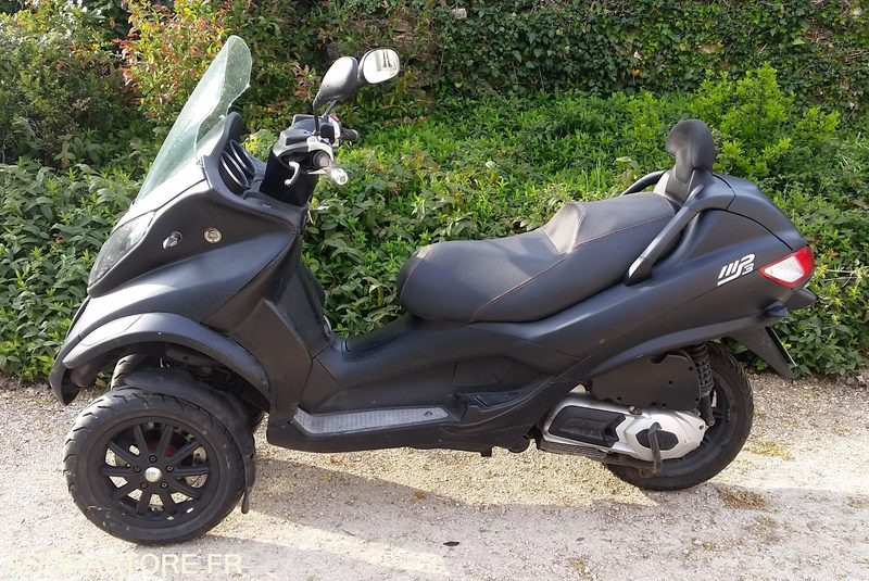SCOOTER 3 ROUES PIAGGIO MP3 300 LT - Мотоцикл: фото 1 SCOOTER 3 ROUES PIAGGIO MP3 300 LT - Мотоцикл: фото 1