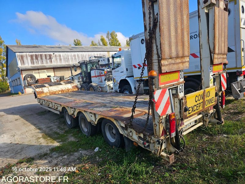 SEMI-REMORQUE PORTE ENGIN KAISER - 2001 - 128CLW77 (MPE057) - Низькорамна платформа причіп: фото 2 SEMI-REMORQUE PORTE ENGIN KAISER - 2001 - 128CLW77 (MPE057) - Низькорамна платформа причіп: фото 2