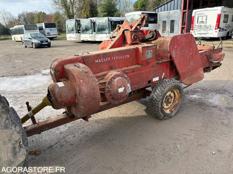 PRESSE A PETIT BALOT MASSEY FERCUSSON - Сільськогосподарська техніка: фото 4 PRESSE A PETIT BALOT MASSEY FERCUSSON - Сільськогосподарська техніка: фото 4