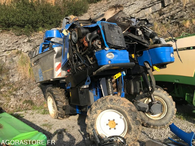 VENDENGEUSE NEW HOLLAND - VL6050 (année 2007) - Сільськогосподарська техніка: фото 2 VENDENGEUSE NEW HOLLAND - VL6050 (année 2007) - Сільськогосподарська техніка: фото 2