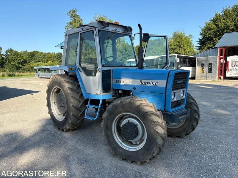 TRACTEUR AGRICOLE LANDINI 4X4 85 CV - Трактор: фото 1 TRACTEUR AGRICOLE LANDINI 4X4 85 CV - Трактор: фото 1