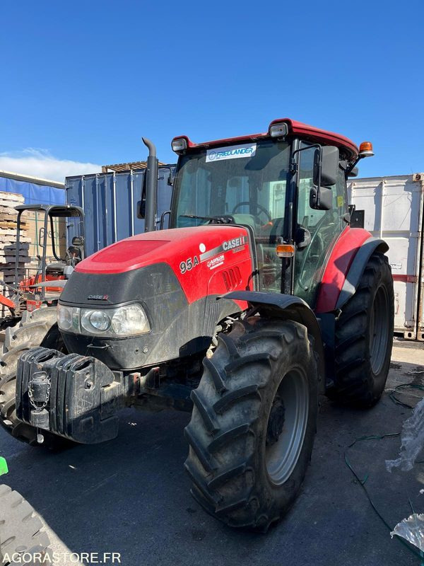 TRACTEUR CASE FARMALL95 - FD902NC - 2019 - 712 HEURES - Трактор: фото 4 TRACTEUR CASE FARMALL95 - FD902NC - 2019 - 712 HEURES - Трактор: фото 4