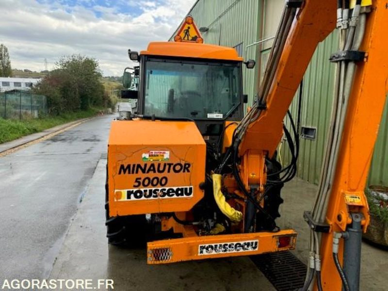 TRACTEUR RENAULT CELTIS - 2024 - 1400 h - Трактор: фото 1 TRACTEUR RENAULT CELTIS - 2024 - 1400 h - Трактор: фото 1