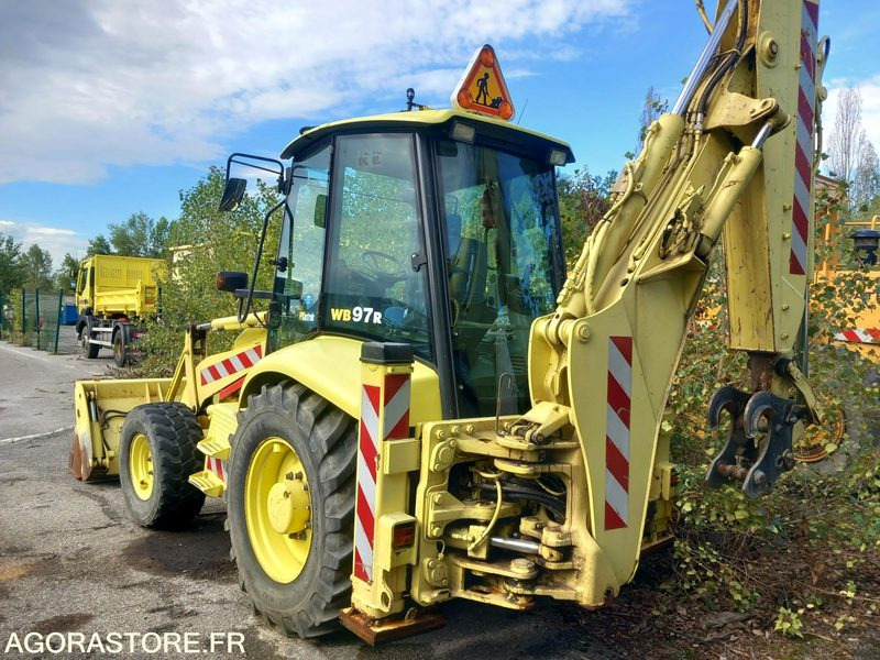 TRACTOPELLE KOMATSU WB 97 R2 (TK0105) - Екскаватор: фото 2 TRACTOPELLE KOMATSU WB 97 R2 (TK0105) - Екскаватор: фото 2