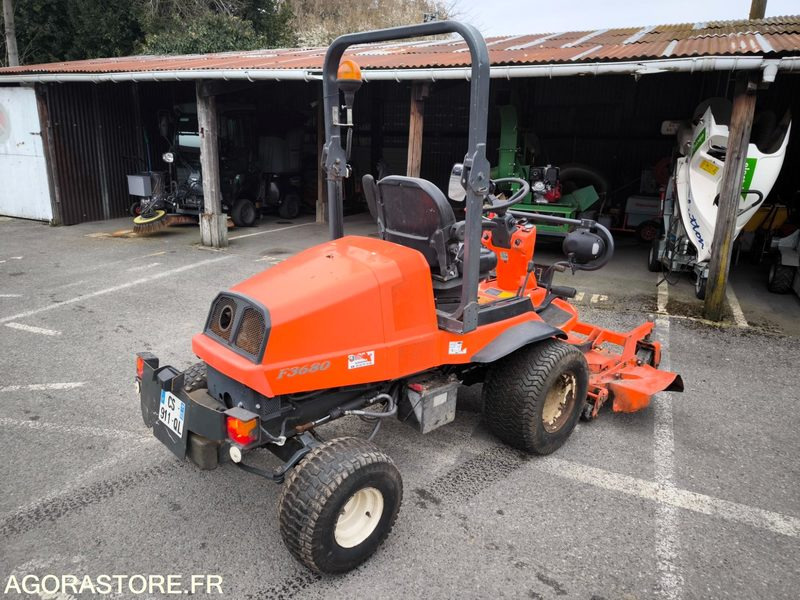 Tondeuse KUBOTA F3680 3688 heures 2013 - Газонокосарка: фото 1 Tondeuse KUBOTA F3680 3688 heures 2013 - Газонокосарка: фото 1