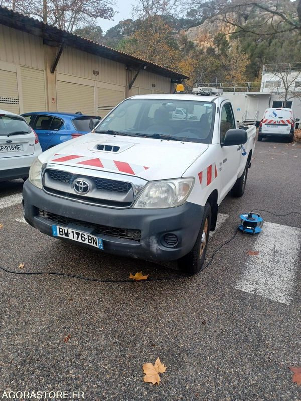 Toyota Hilux - 2011 - 251000kms - BW-176-BN - Пікап: фото 1 Toyota Hilux - 2011 - 251000kms - BW-176-BN - Пікап: фото 1