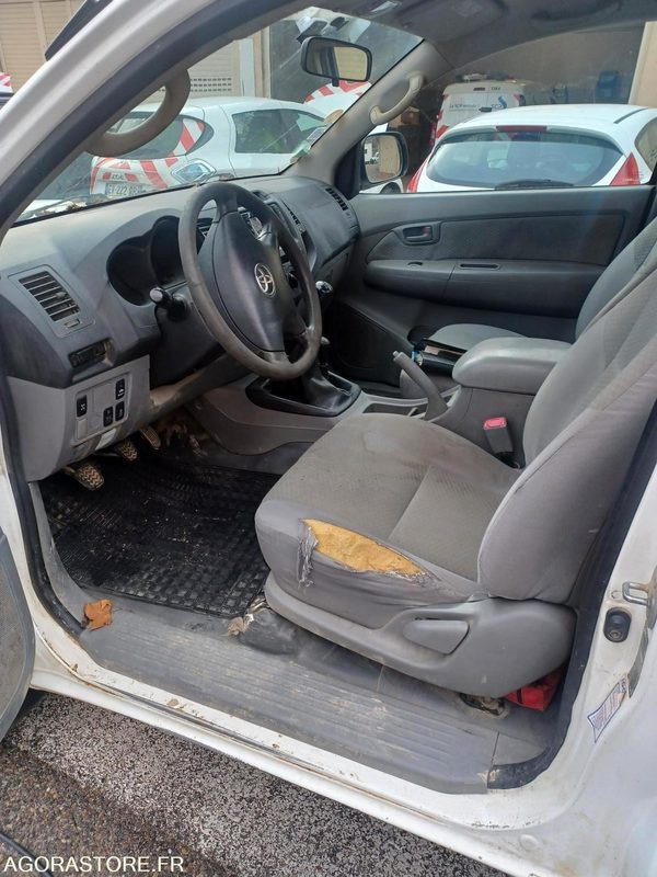 Toyota Hilux - 2011 - 251000kms - BW-176-BN - Пікап: фото 3 Toyota Hilux - 2011 - 251000kms - BW-176-BN - Пікап: фото 3