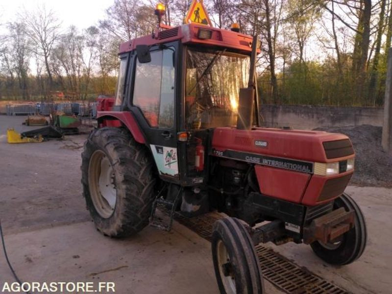 Tracteur CASE 795 XL - Трактор: фото 1 Tracteur CASE 795 XL - Трактор: фото 1