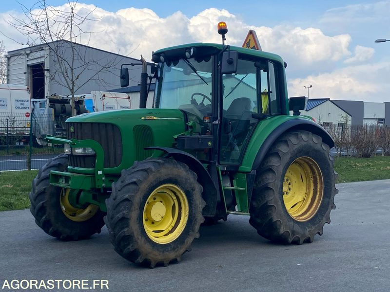 Tracteur John Deere 6120 - Трактор: фото 2 Tracteur John Deere 6120 - Трактор: фото 2