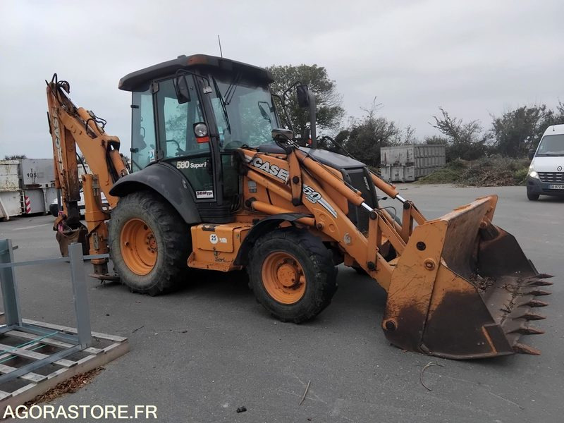 Tractopelle Case 580SR-4PT - Екскаватор-навантажувач: фото 1 Tractopelle Case 580SR-4PT - Екскаватор-навантажувач: фото 1