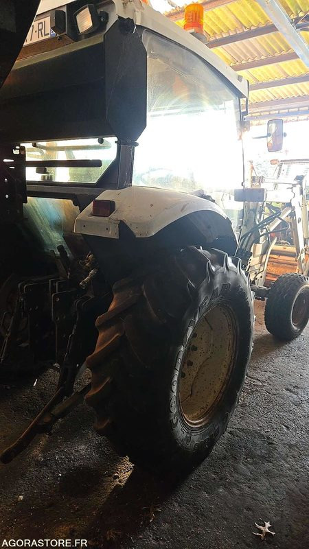 Tracteur RENAULT T3551PB - 2004 - BX217RL - Тягач: фото 2 Tracteur RENAULT T3551PB - 2004 - BX217RL - Тягач: фото 2