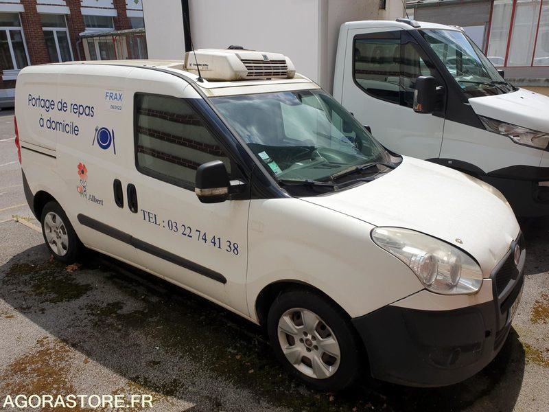 Utilitaire frigo FIAT DOBLO - Легковий фургон: фото 1 Utilitaire frigo FIAT DOBLO - Легковий фургон: фото 1