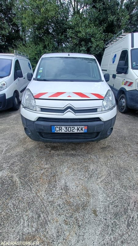 VU FOURGONNETTE CITROEN BERLINGO DANGEL 4X4 (BV changée avec embrayage) - Легковий фургон: фото 2 VU FOURGONNETTE CITROEN BERLINGO DANGEL 4X4 (BV changée avec embrayage) - Легковий фургон: фото 2
