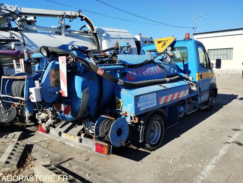 Camion 3.5t Hydrocureur Renault Mascott – équipement Huwer - Вантажівка: фото 1 Camion 3.5t Hydrocureur Renault Mascott – équipement Huwer - Вантажівка: фото 1