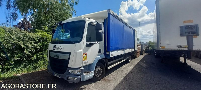 DAF LF210 12T BACHE - 2016 - 443069 kms (2426) - Вантажівка: фото 1 DAF LF210 12T BACHE - 2016 - 443069 kms (2426) - Вантажівка: фото 1