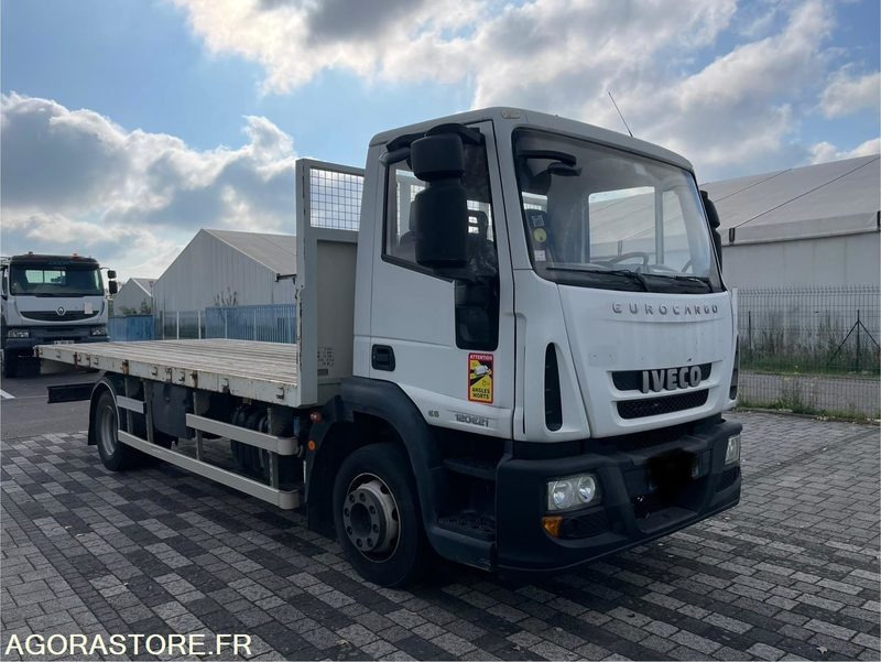 IVECO EUROCARGO PLATEAU - 2015 - 295 000KM - Вантажівка: фото 1 IVECO EUROCARGO PLATEAU - 2015 - 295 000KM - Вантажівка: фото 1