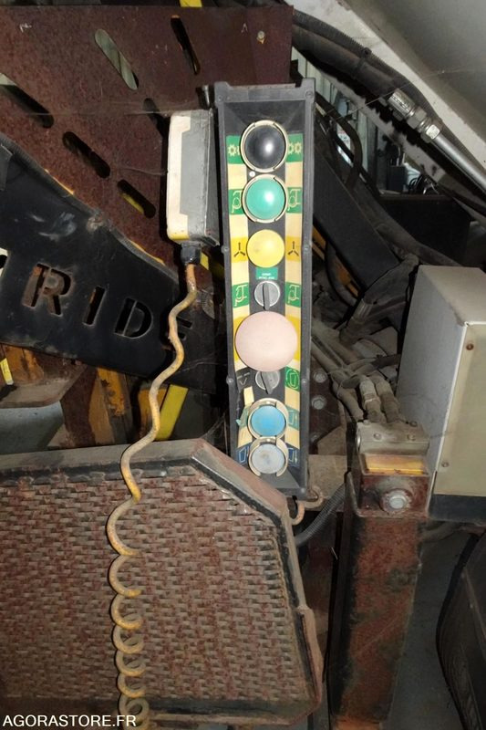 Вантажівка Mitsubishi Fuso Bluetec 5: фото 15 Вантажівка Mitsubishi Fuso Bluetec 5: фото 15