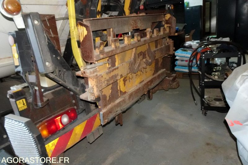 Вантажівка Mitsubishi Fuso Bluetec 5: фото 12 Вантажівка Mitsubishi Fuso Bluetec 5: фото 12