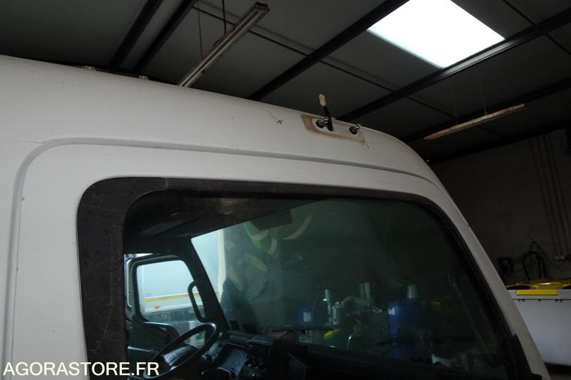 Mitsubishi Fuso Bluetec 5 - Вантажівка: фото 2 Mitsubishi Fuso Bluetec 5 - Вантажівка: фото 2