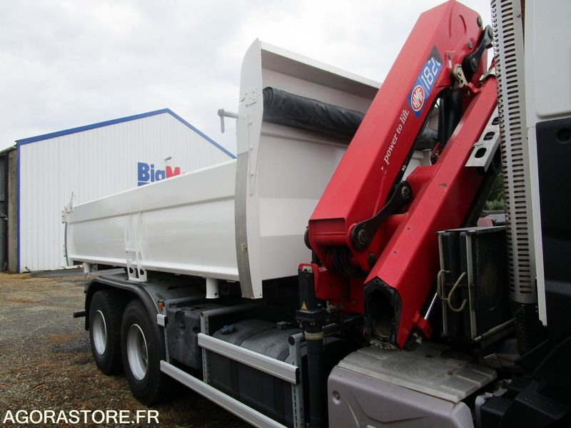 Porteur bibenne grue Renault C380 - 2015 - 320 000km - TRES BON ETAT - Вантажівка: фото 3 Porteur bibenne grue Renault C380 - 2015 - 320 000km - TRES BON ETAT - Вантажівка: фото 3