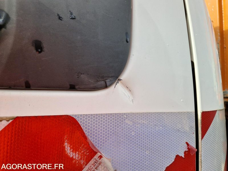 Вантажівка Porteur tribenne grue Daf LF55 220 -227727-2006 - BQ086KY: фото 15 Вантажівка Porteur tribenne grue Daf LF55 220 -227727-2006 - BQ086KY: фото 15