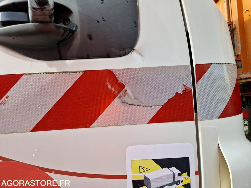 Вантажівка Porteur tribenne grue Daf LF55 220 -227727-2006 - BQ086KY: фото 14 Вантажівка Porteur tribenne grue Daf LF55 220 -227727-2006 - BQ086KY: фото 14