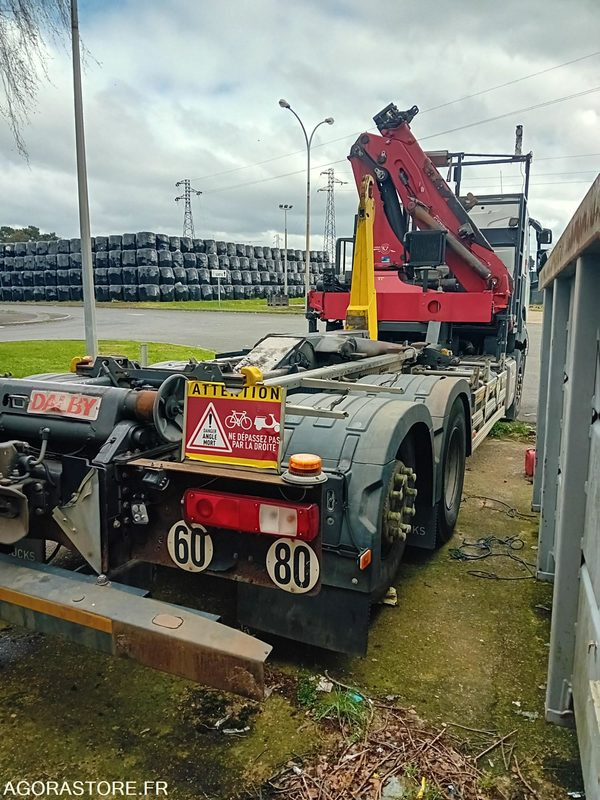 RENAULT 26T/BRAS/GRUE - EC310ED - 2016 / 534 362 KM - Вантажівка: фото 4 RENAULT 26T/BRAS/GRUE - EC310ED - 2016 / 534 362 KM - Вантажівка: фото 4