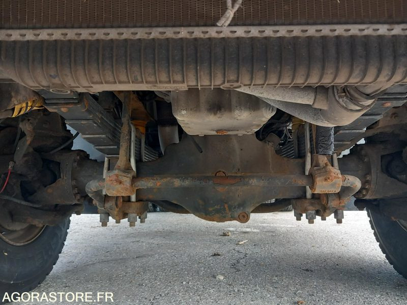 RENAULT KERAX 4X4 DXI 370 BENNE + Saleuse MECAGIL LEBON (KR0406 + SL0203) - Вантажівка: фото 5 RENAULT KERAX 4X4 DXI 370 BENNE + Saleuse MECAGIL LEBON (KR0406 + SL0203) - Вантажівка: фото 5