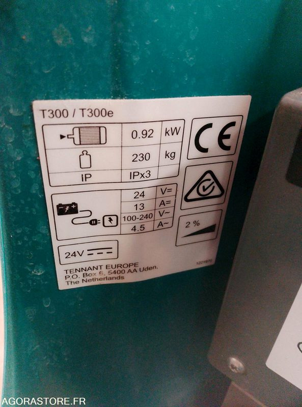 Підлогомийна машина auto laveuse TENNANT T300: фото 10