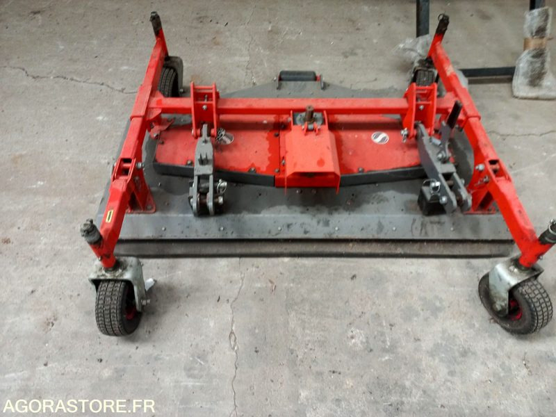Coupe de tondeuse mulchng Morgneux TMC 150 fixation Kubota - Газонокосарка: фото 4 Coupe de tondeuse mulchng Morgneux TMC 150 fixation Kubota - Газонокосарка: фото 4