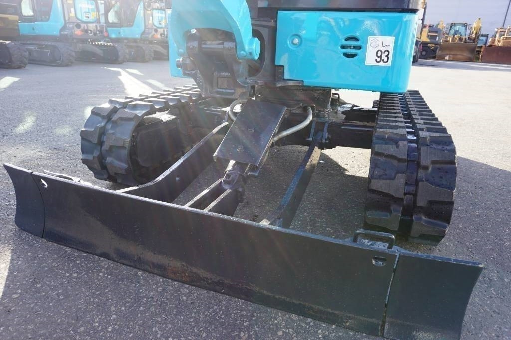 Міні-екскаватор Airman AX19-7 *Få Timmar*: фото 9