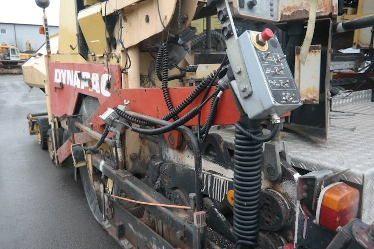 Dynapack F121 4WD - Асфальтоукладач: фото 5 Dynapack F121 4WD - Асфальтоукладач: фото 5