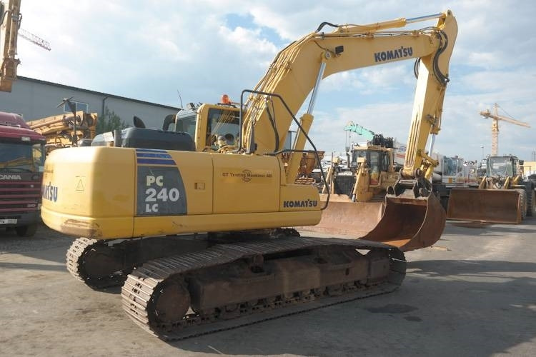 Komatsu PC240-8 - Гусеничний екскаватор: фото 2 Komatsu PC240-8 - Гусеничний екскаватор: фото 2