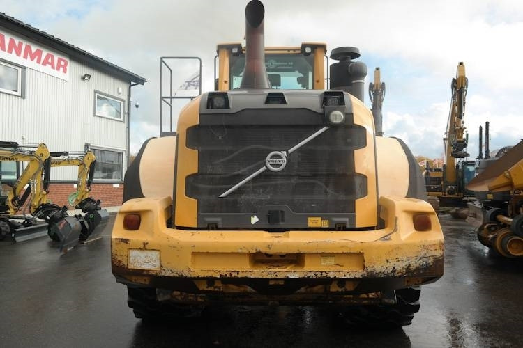 Volvo L220G - Колісний навантажувач: фото 3 Volvo L220G - Колісний навантажувач: фото 3