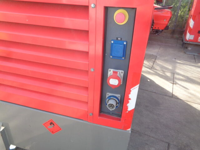 Atlas Copco QAS30 - Електричний генератор: фото 4 Atlas Copco QAS30 - Електричний генератор: фото 4