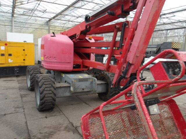 Genie Z45-25 - Колінчастий підйомник: фото 4 Genie Z45-25 - Колінчастий підйомник: фото 4