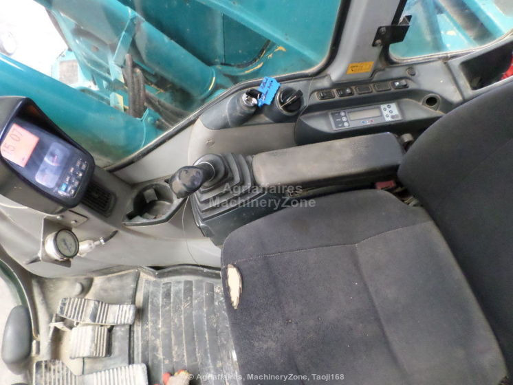 New Holland Kobelco Kobelco E 235 BSR-2 E 235 BSR-2 - Гусеничний екскаватор: фото 4 New Holland Kobelco Kobelco E 235 BSR-2 E 235 BSR-2 - Гусеничний екскаватор: фото 4