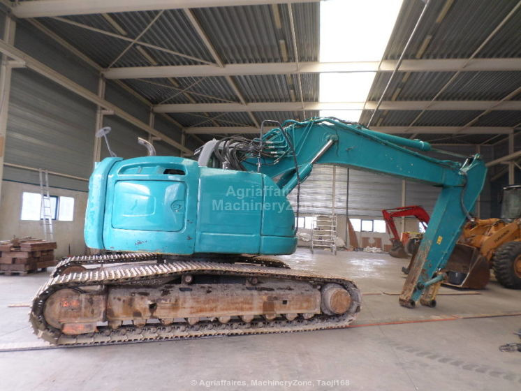New Holland Kobelco Kobelco E 235 BSR-2 E 235 BSR-2 - Гусеничний екскаватор: фото 2 New Holland Kobelco Kobelco E 235 BSR-2 E 235 BSR-2 - Гусеничний екскаватор: фото 2