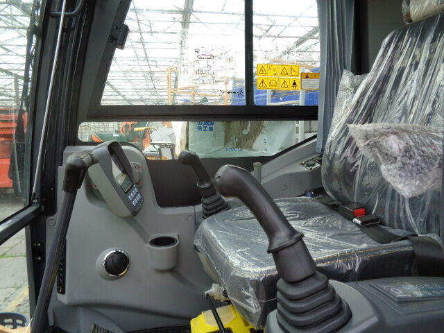 XCMG XE60DA - Гусеничний екскаватор: фото 3 XCMG XE60DA - Гусеничний екскаватор: фото 3