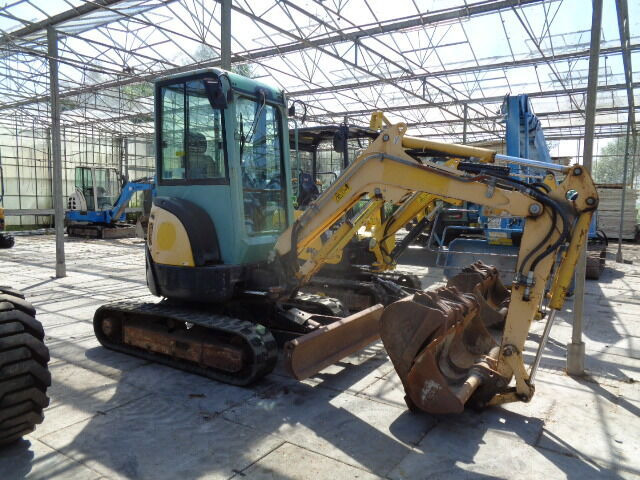 Yanmar VIO25-4 - Міні-екскаватор: фото 2 Yanmar VIO25-4 - Міні-екскаватор: фото 2