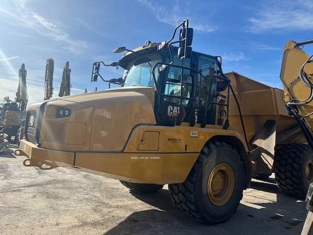 CAT 730 - Шарнірний самоскид: фото 4 CAT 730 - Шарнірний самоскид: фото 4