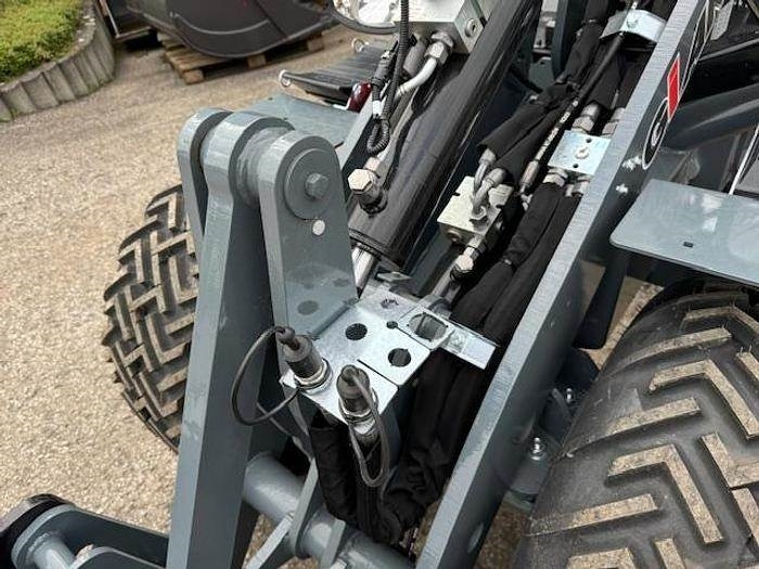 GiANT G2700 X-TRA HD Y - Колісний навантажувач: фото 5 GiANT G2700 X-TRA HD Y - Колісний навантажувач: фото 5