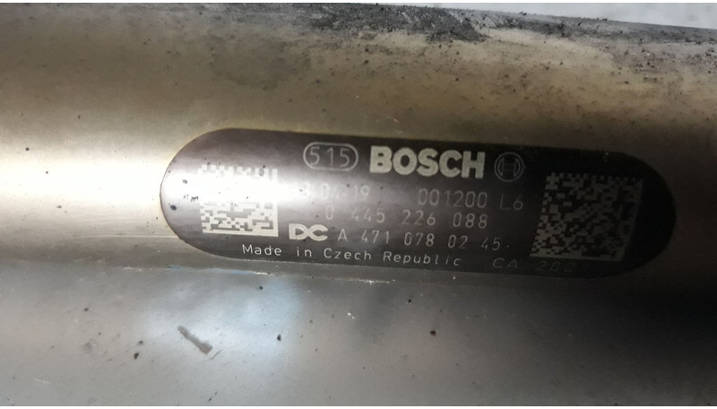 Bosch MB Actros MP4 - Паливний фільтр в категорії Вантажівки: фото 4 Bosch MB Actros MP4 - Паливний фільтр в категорії Вантажівки: фото 4